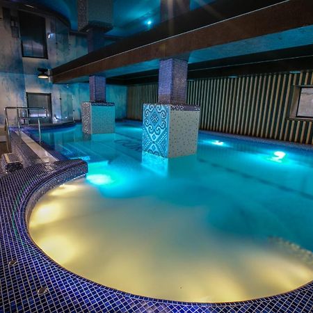 Goral Hotel & Spa Буковел Екстериор снимка